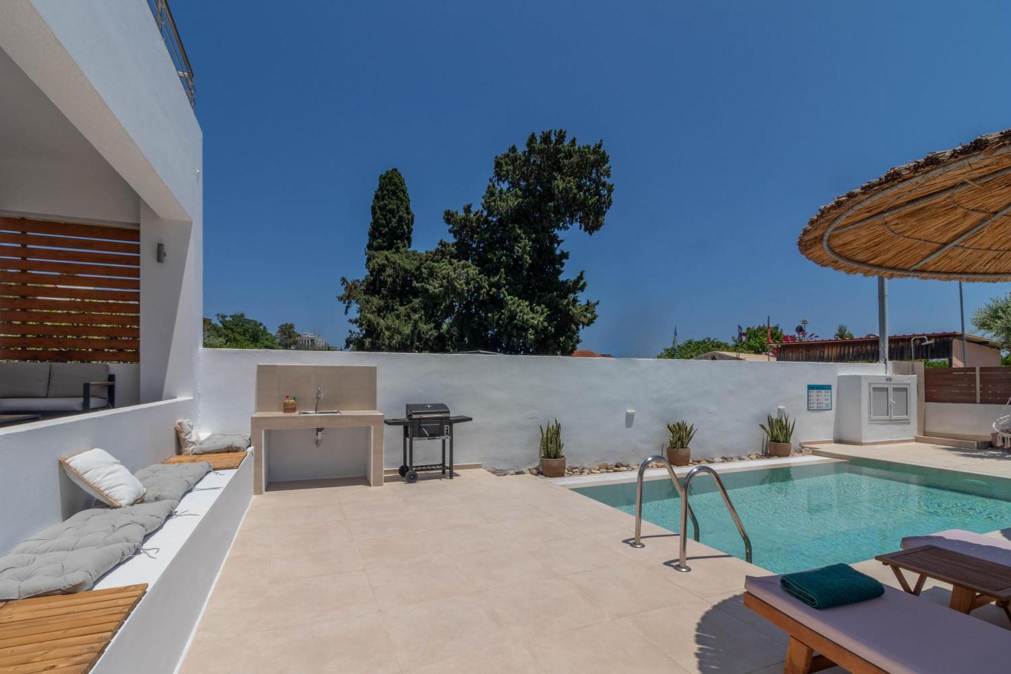 Riverside Villa Afando